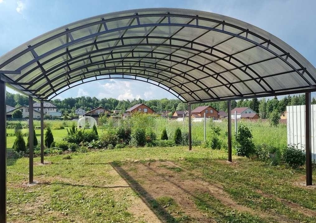 Навес для двух автомобилей 16*8*2,3 м из поликарбоната